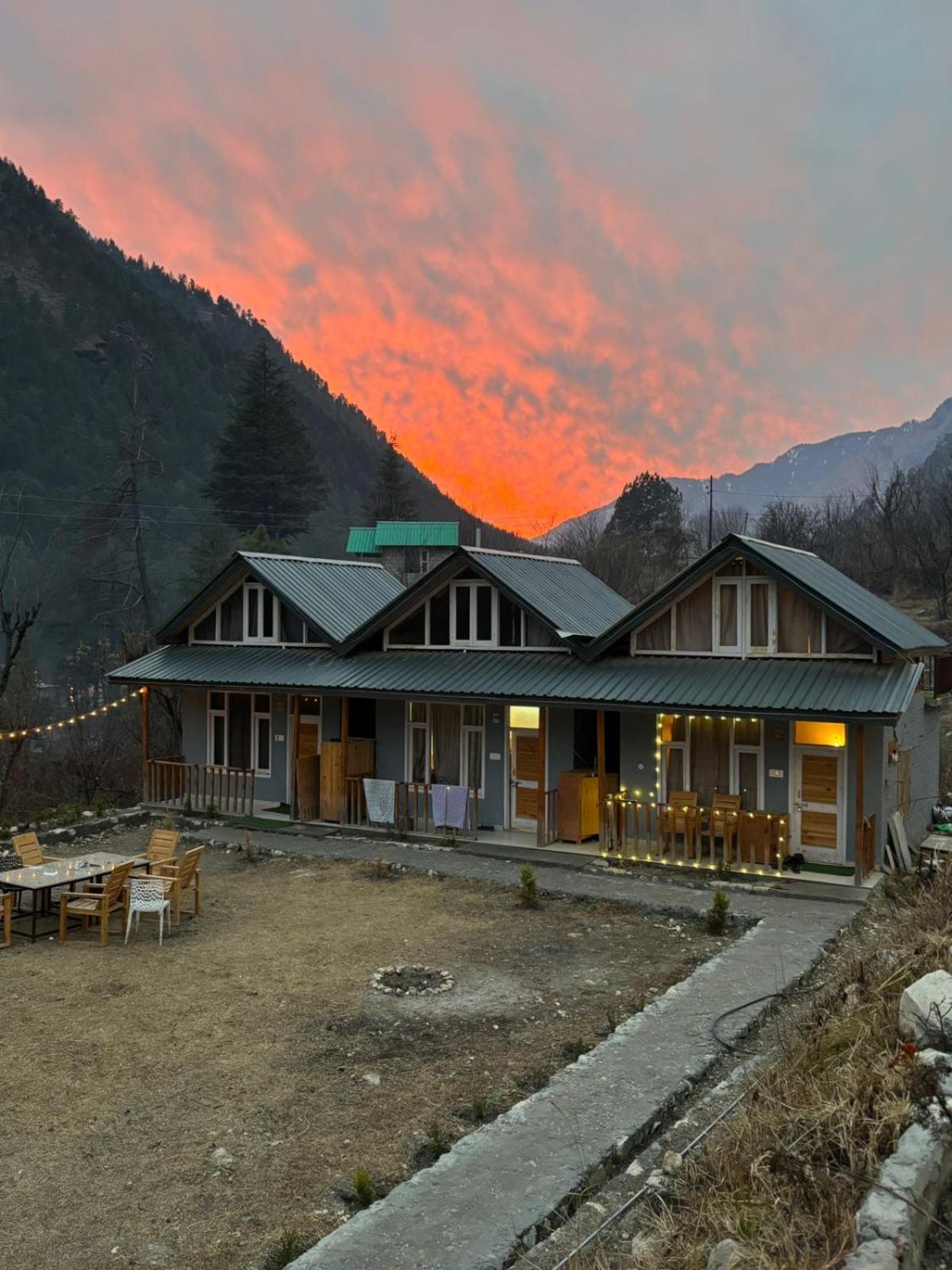 Jumboz Cabin Kasol Zewnętrze zdjęcie